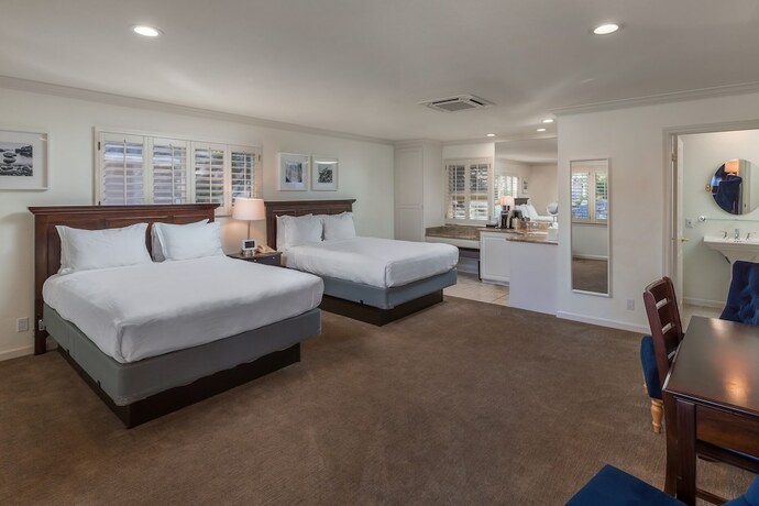 Imagen de la habitación del Hotel Saratoga Oaks Lodge. Foto 13