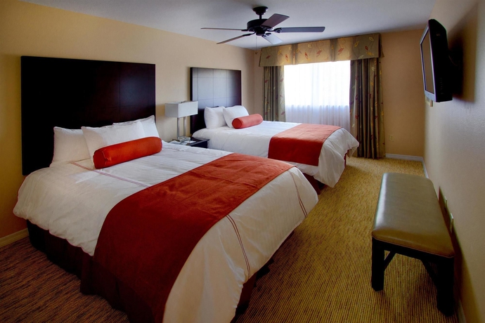 Imagen de la habitación del Hotel Saratoga Resort Villas. Foto 10