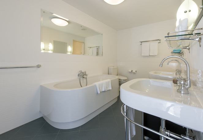 Imagen de la habitación del Hotel Saratz Pontresina. Foto 4