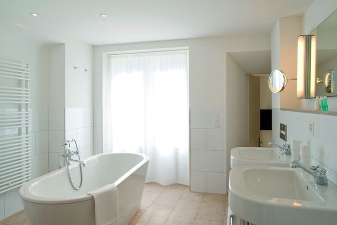 Imagen de la habitación del Hotel Saratz Pontresina. Foto 9