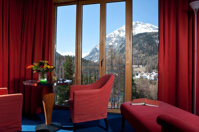 Imagen de la habitación del Hotel Saratz Pontresina. Foto 11