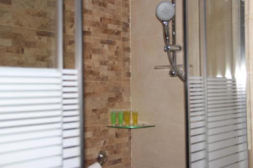 Imagen de la habitación del Hotel Saray Amman. Foto 5