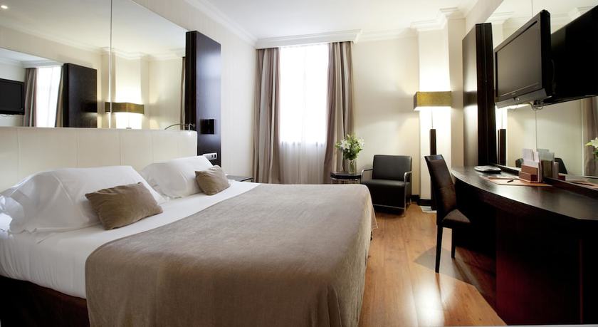 Imagen de la habitación del Hotel Saray, Granada. Foto 4