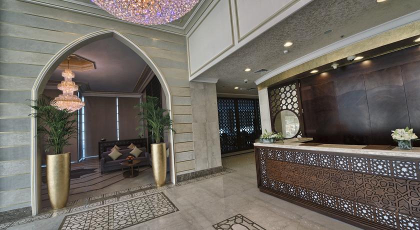 Imagen de los interiores del Hotel Saraya Corniche. Foto 9