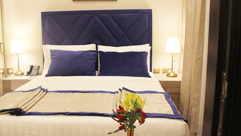 Imagen de la habitación del Hotel Saraya Palace. Foto 14