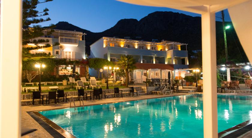 Imagen de la piscina del Hotel Saraya Resort. Foto 6