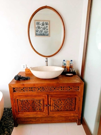 Imagen de la habitación del Hotel Sardja Uluwatu. Foto 15