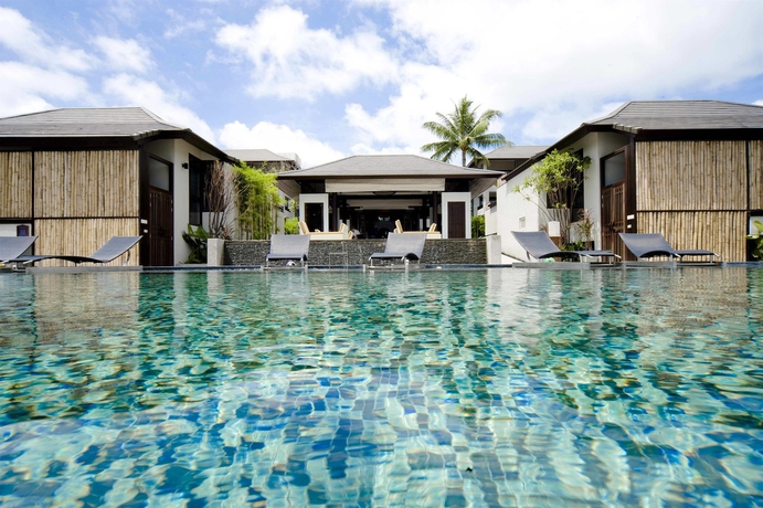 Imagen de la piscina del Hotel Sareeraya Villas and Suites. Foto 14