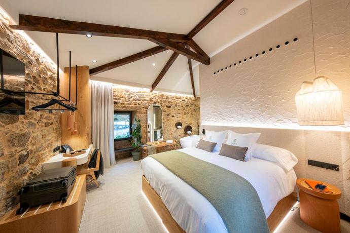 Imagen de la habitación del Hotel Sarela Natura. Foto 6