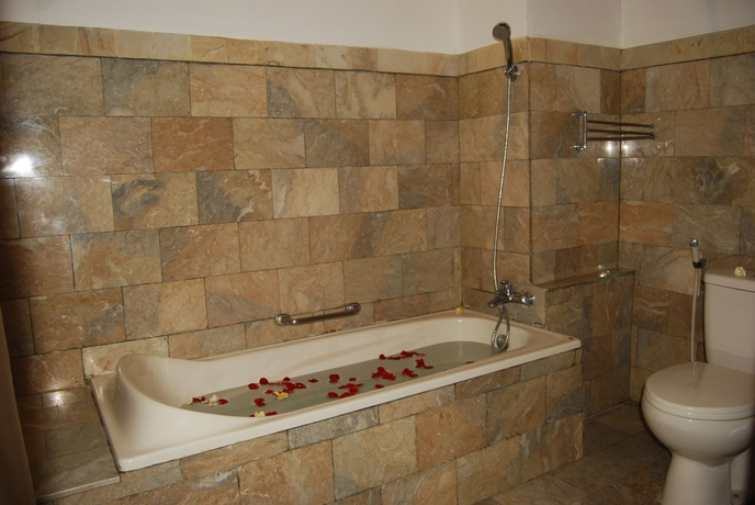 Imagen de la habitación del Hotel Saren Indah. Foto 8