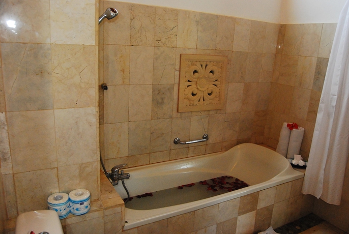 Imagen de la habitación del Hotel Saren Indah. Foto 9