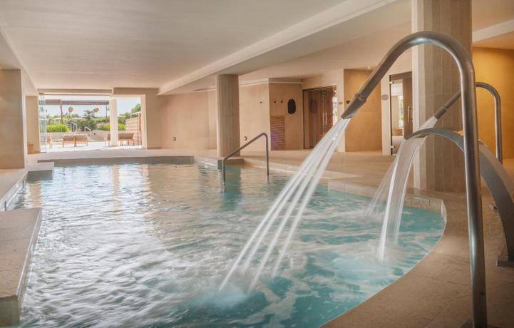 Imagen de los interiores del Hotel Sarena de Muro Resort Mallorca, part of Destination by Hyatt. Foto 12