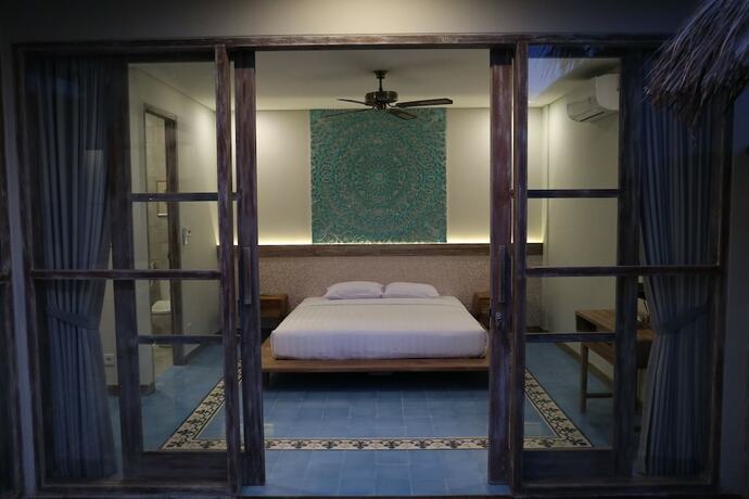 Imagen de la habitación del Hotel Sari Dana Villas. Foto 20