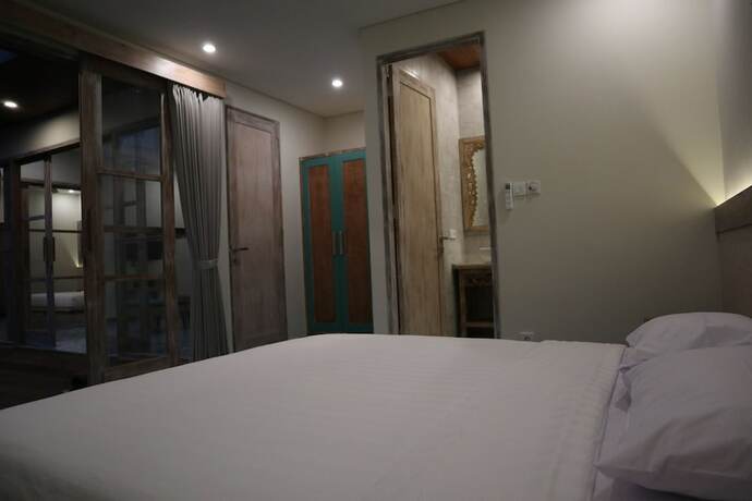 Imagen de la habitación del Hotel Sari Dana Villas. Foto 35
