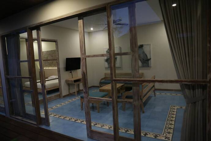 Imagen de la habitación del Hotel Sari Dana Villas. Foto 36