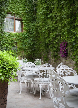 Imagen de los exteriores del Hotel Sari Konak. Foto 7