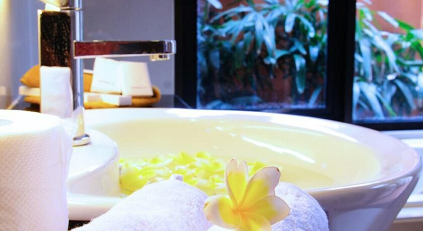 Imagen de la habitación del Hotel Sari Villa Sanur Beach, Denpasar. Foto 20