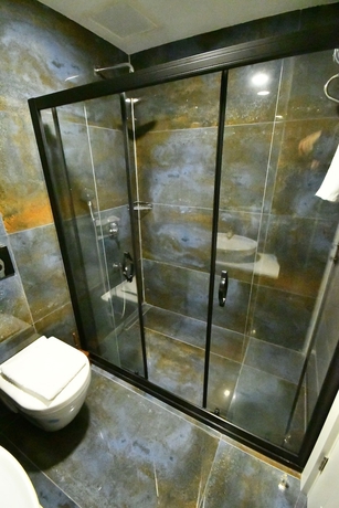 Imagen de la habitación del Hotel Sarikamis Snowflake Dağ Oteli. Foto 17