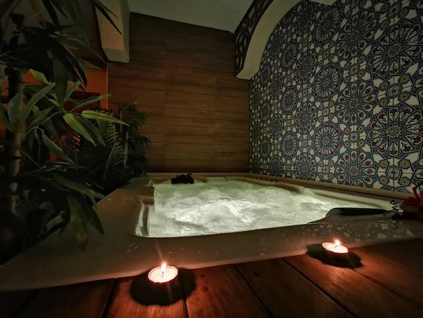 Imagen de la piscina del Hotel Sarikamis White Park. Foto 19