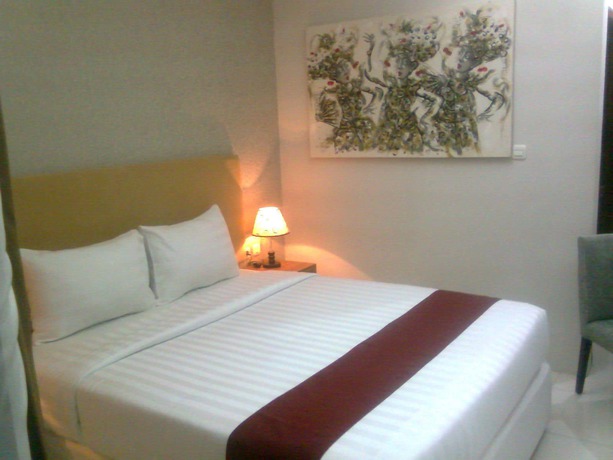 Imagen de la habitación del Hotel Sarila Sukoharjo. Foto 7