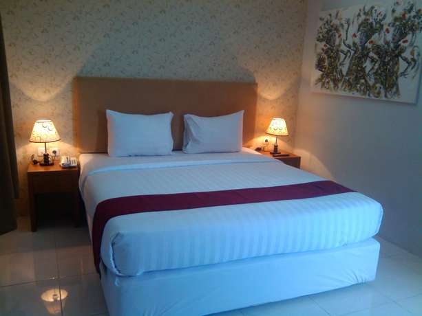 Imagen de la habitación del Hotel Sarila Sukoharjo. Foto 11