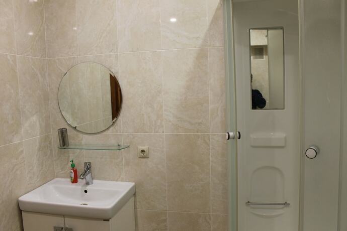 Imagen general del Hotel Sarin. Foto 12