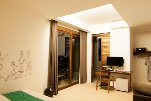 Imagen general del Hotel Sarina Boutique. Foto 5