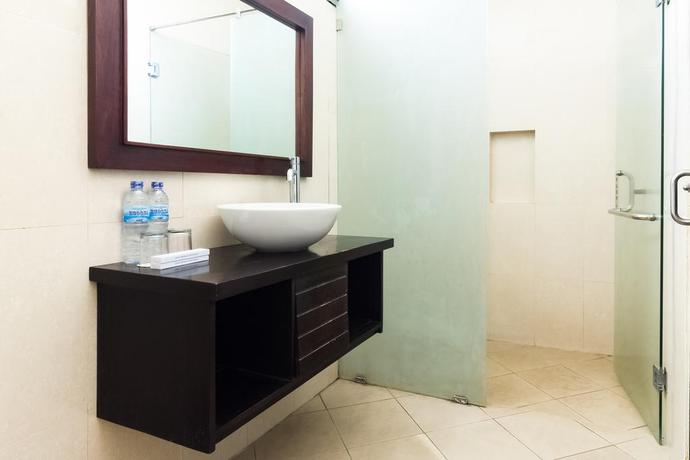 Imagen de la habitación del Hotel Sarinande. Foto 8