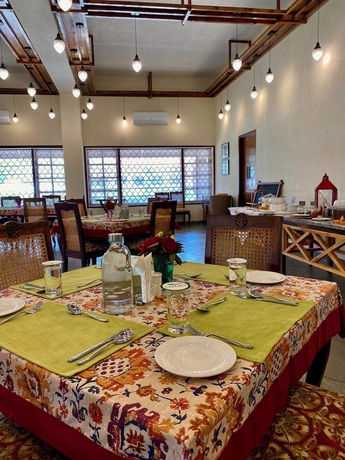 Imagen del bar/restaurante del Hotel Sariska Safari Lodge. Foto 4