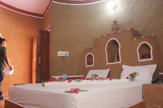 Imagen de la habitación del Hotel Sariska Tiger Camp Resort. Foto 14
