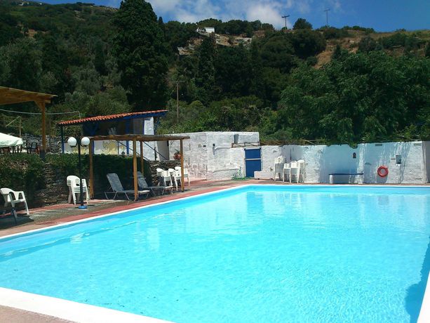 Imagen de los interiores del Hotel Sariza Spring. Foto 11