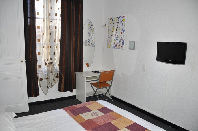Imagen de la habitación del Hotel Sarl Cesar. Foto 7