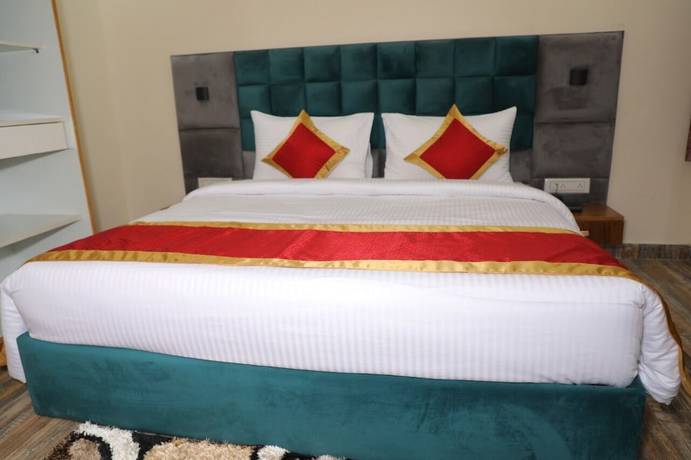 Imagen de la habitación del Hotel Sarla Inn. Foto 9