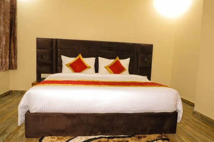 Imagen de la habitación del Hotel Sarla Inn. Foto 16