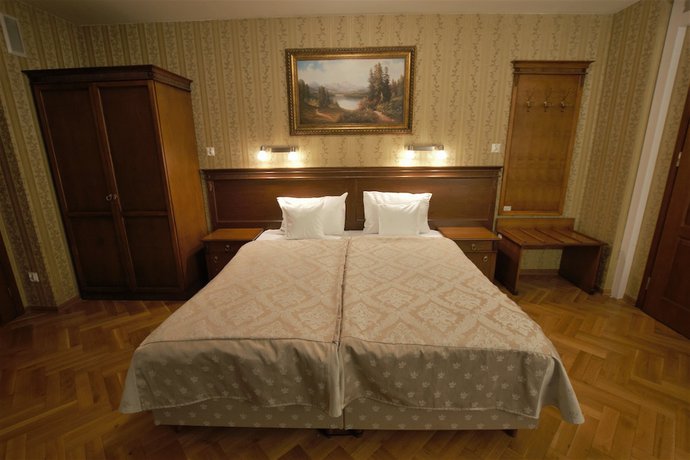 Imagen de la habitación del Hotel Sarmata. Foto 15