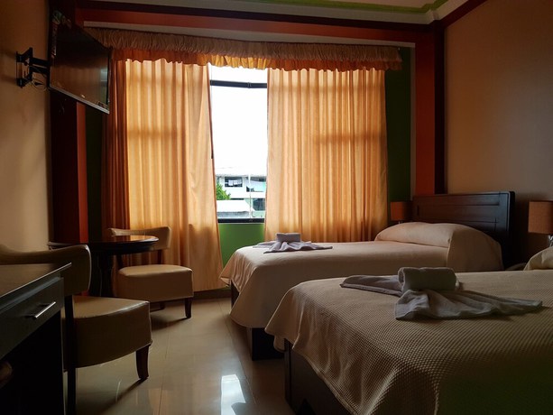 Imagen de la habitación del Hotel Sarmiento Imperial. Foto 7