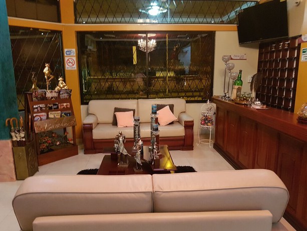 Imagen de los interiores del Hotel Sarmiento Imperial. Foto 20