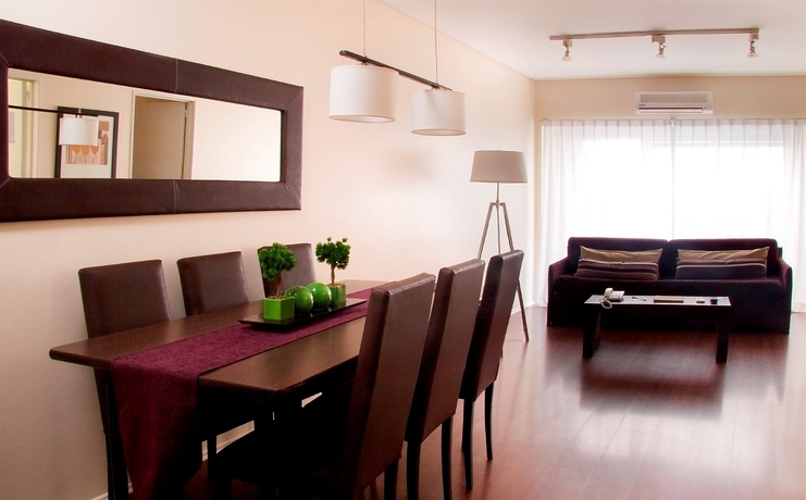 Imagen de los interiores del Hotel Sarmiento Suites. Foto 14