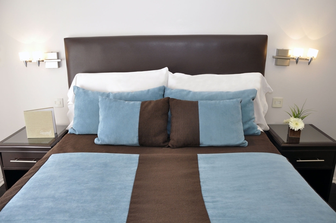 Imagen de la habitación del Hotel Sarmiento Suites. Foto 8