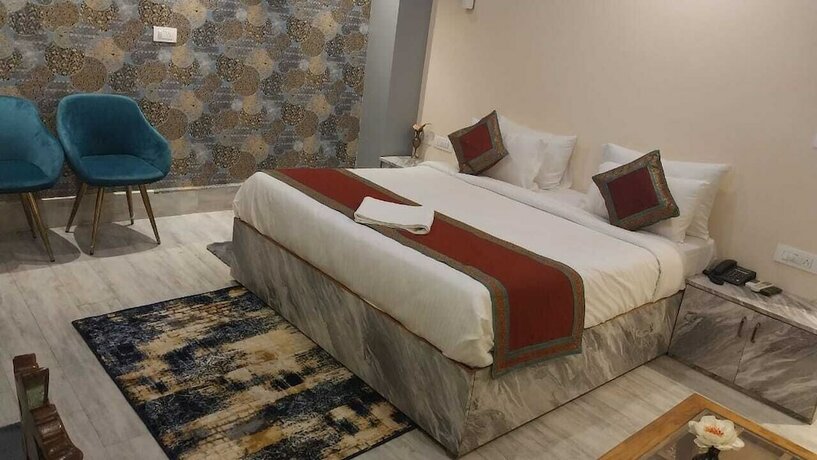 Imagen de la habitación del Hotel Sarnath International. Foto 6