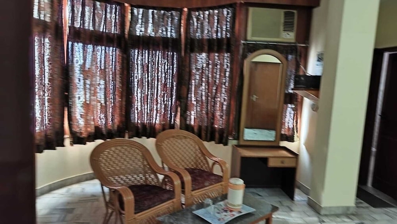 Imagen de la habitación del Hotel Sarnath Motel And Resort. Foto 5