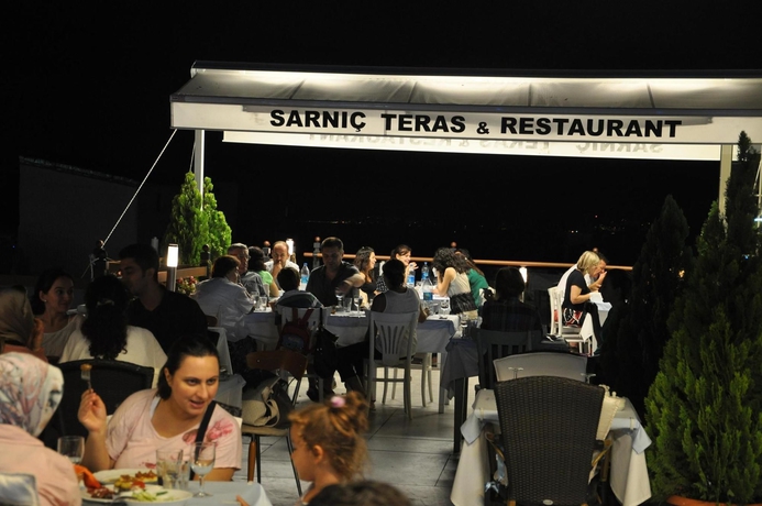 Imagen del bar/restaurante del Hotel Sarnic Premier - Special Class. Foto 9