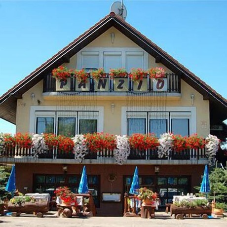 Imagen general del Hotel Sarokhaz Panzio. Foto 12