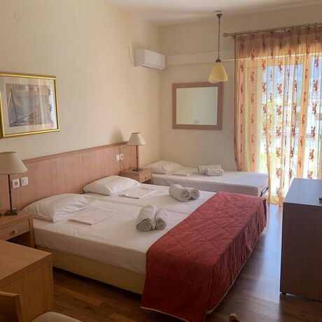 Imagen de la habitación del Hotel Saronis, Municipal Unit of Epidavros. Foto 10