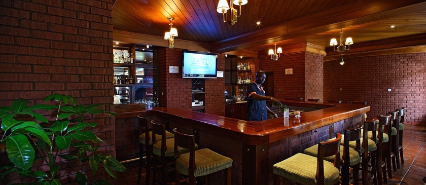 Imagen del bar/restaurante del Hotel Sarova Panafric. Foto 4