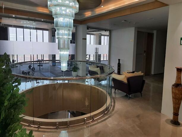 Imagen general del Hotel Sarovar Portico Morbi. Foto 1