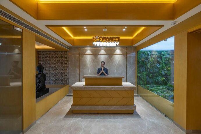 Imagen general del Hotel Sarovar Portico Morbi. Foto 20