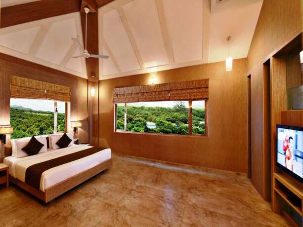 Imagen general del Hotel Sarovar Portico Sasangir. Foto 14