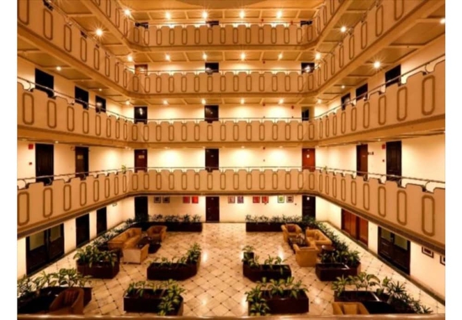 Imagen de la habitación del Hotel Sarovar Portico Surajkund Faridabad. Foto 15