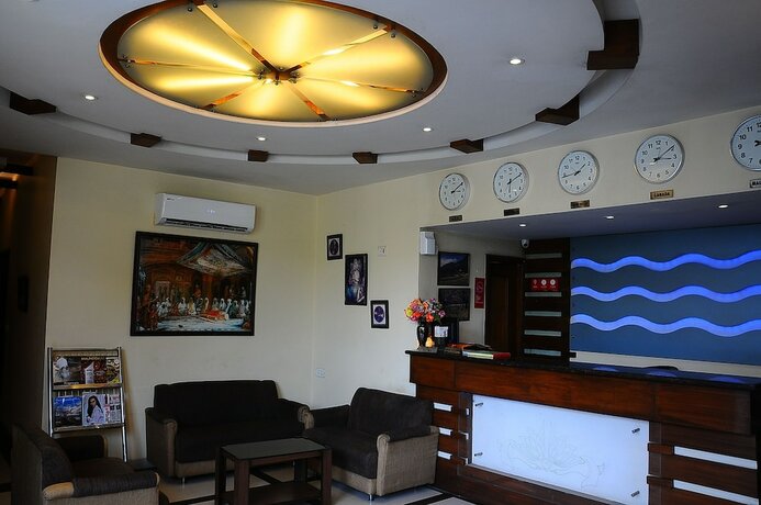 Imagen general del Hotel Sarovar Regency. Foto 11